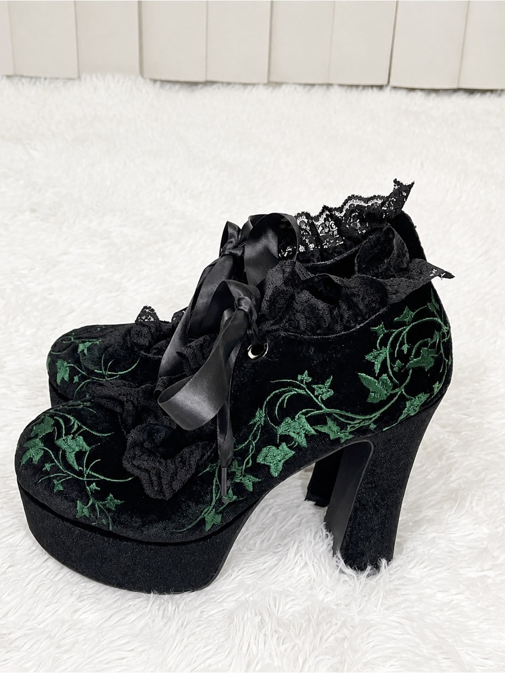 WIDOW Herbal Magic Velvet Embroidered Platform Mary Jane Shoes Emerald Green 8